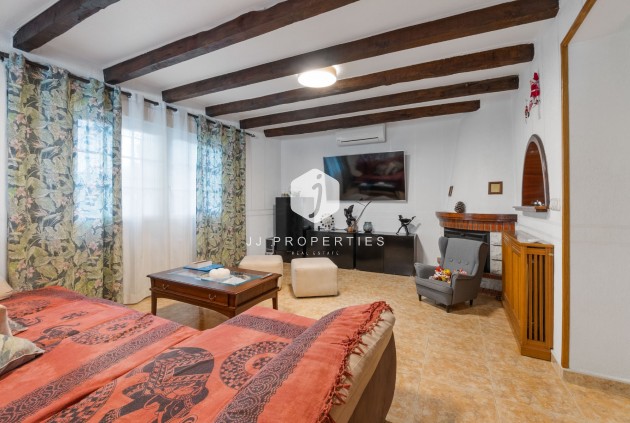 Segunda mano - Chalet -
Torrevieja - Los balcones