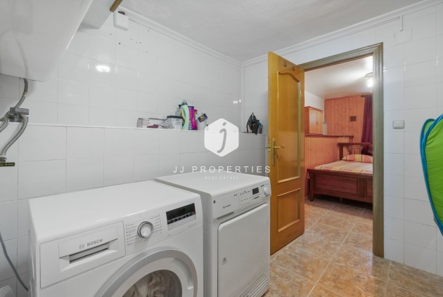 Segunda mano - Chalet -
Torrevieja - Los balcones