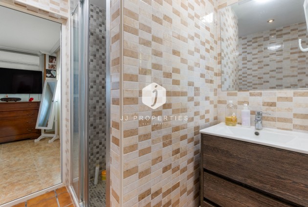 Segunda mano - Chalet -
Torrevieja - Los balcones