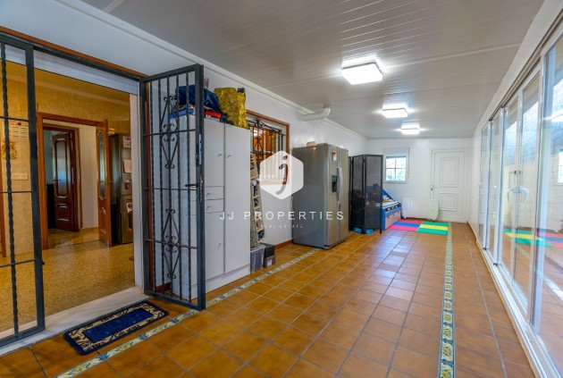 Segunda mano - Chalet -
Torrevieja - Los balcones