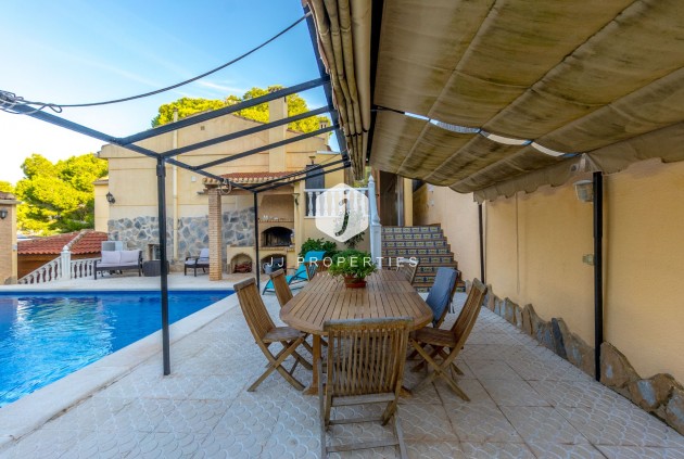 Segunda mano - Chalet -
Torrevieja - Los balcones