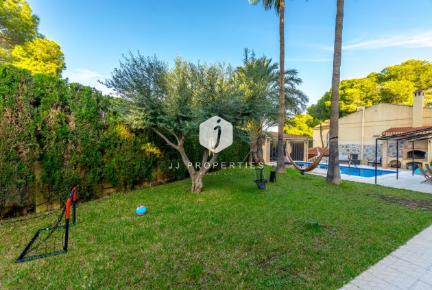 Segunda mano - Chalet -
Torrevieja - Los balcones