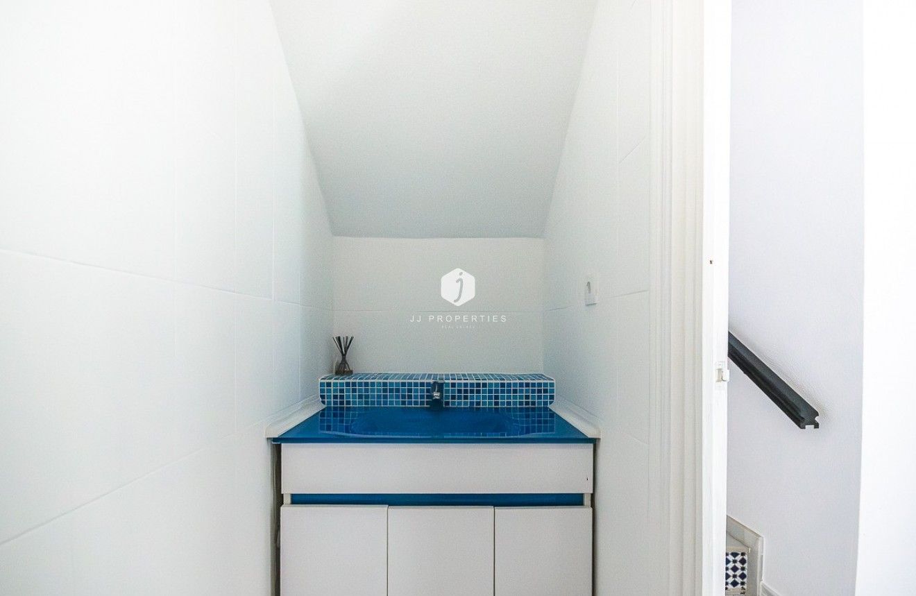 Segunda mano - Villa -
San Miguel de Salinas - Inland