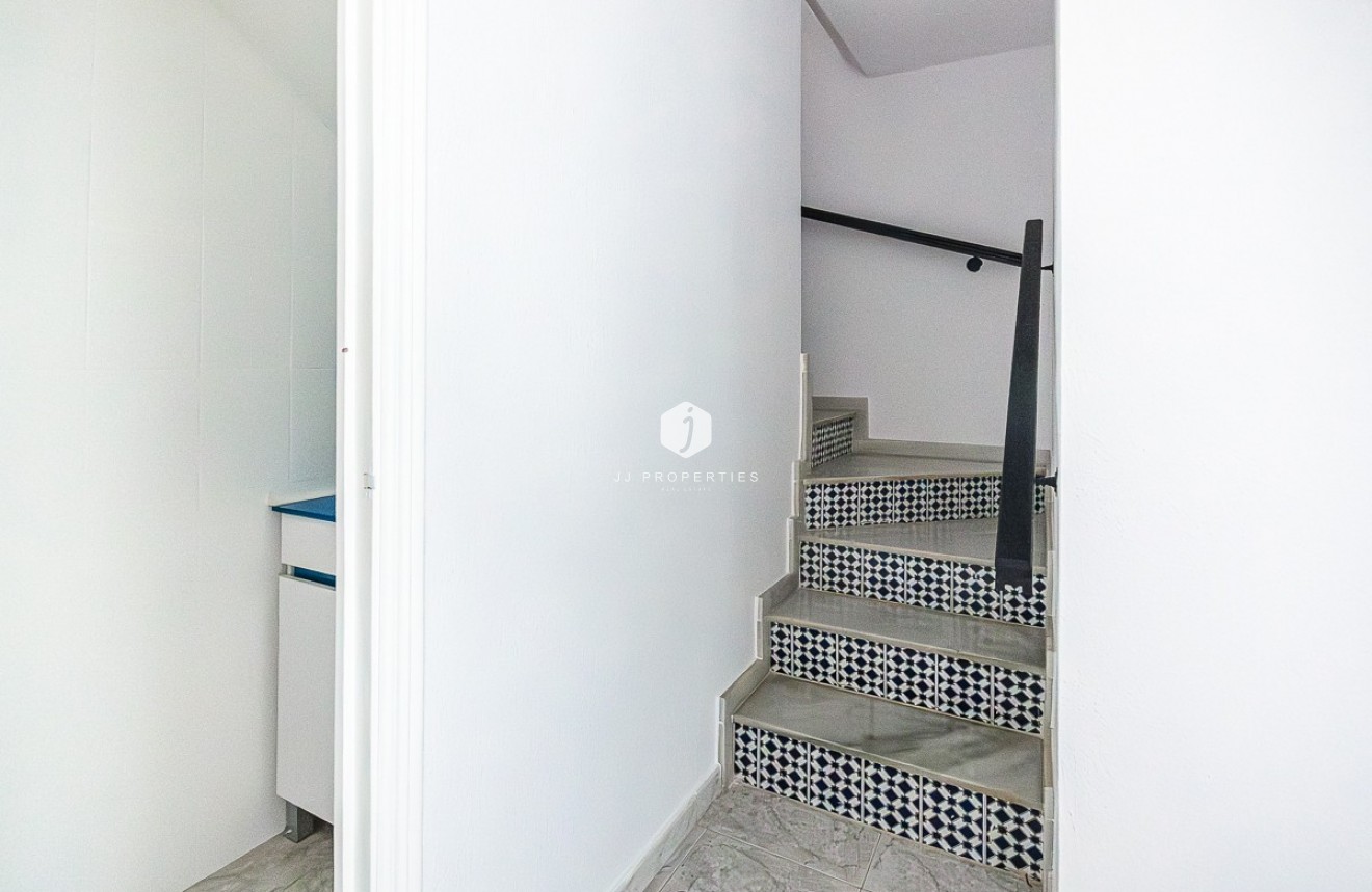 Segunda mano - Villa -
San Miguel de Salinas - Inland