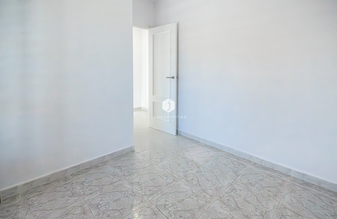 Segunda mano - Villa -
San Miguel de Salinas - Inland