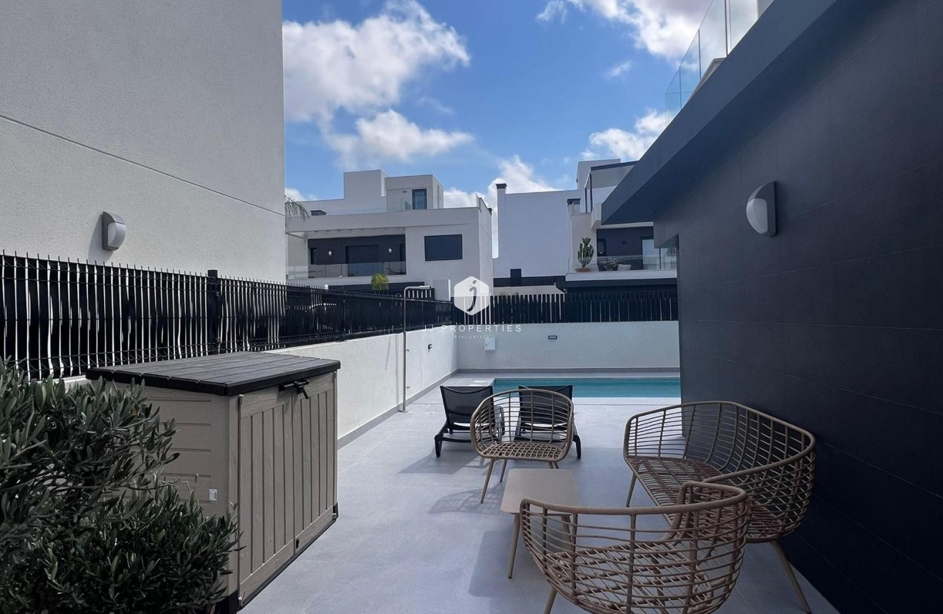 Segunda mano - Villa -
Algorfa - Inland