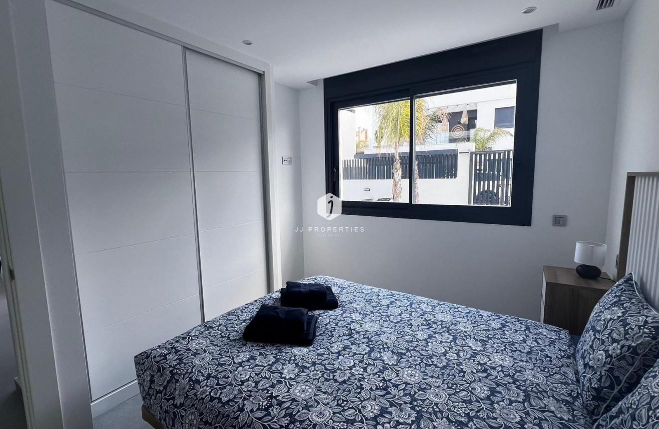 Segunda mano - Villa -
Algorfa - Inland