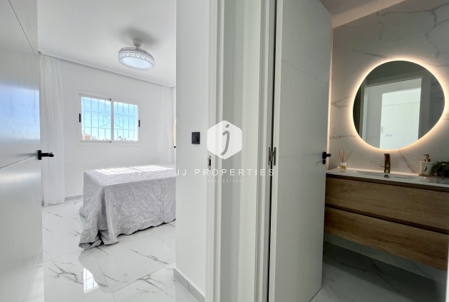 Segunda mano - Ático -
Playa Flamenca - Costa Blanca