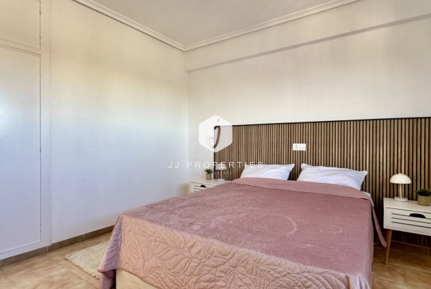 D'occasion - Appartement -
Orihuela Costa - Costa Blanca