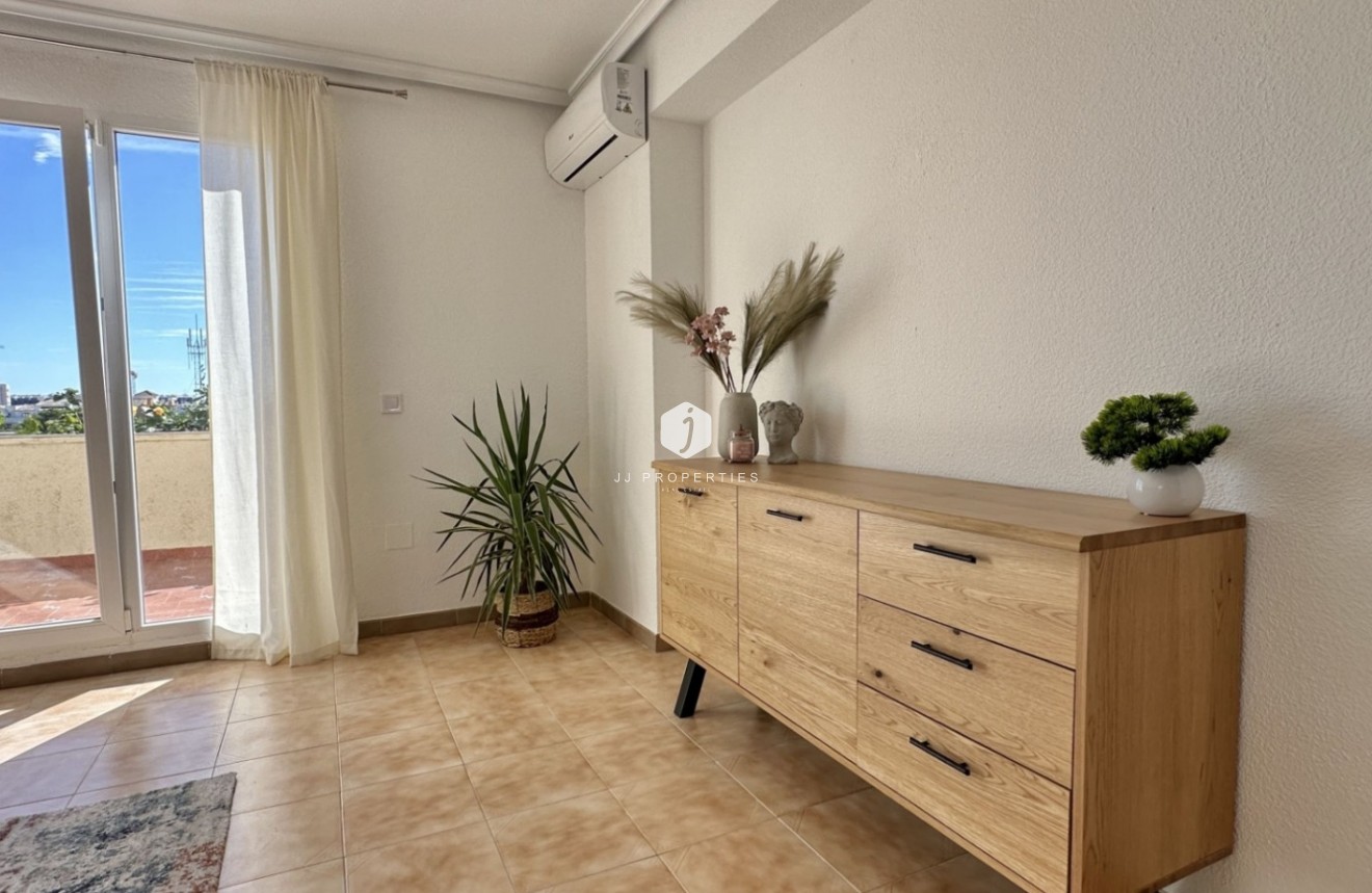 D'occasion - Appartement -
Orihuela Costa - Costa Blanca