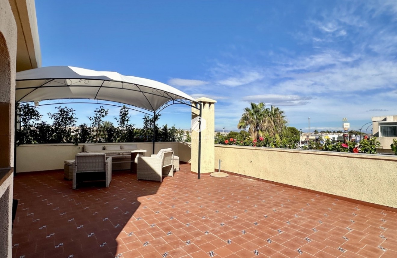 D'occasion - Appartement -
Orihuela Costa - Costa Blanca