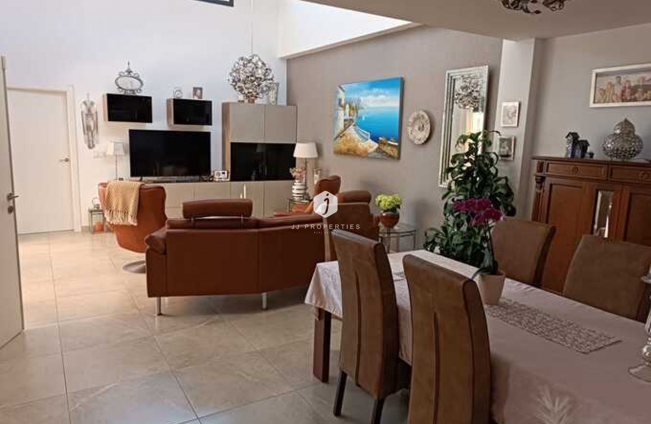 D'occasion - Villa -
Daya Nueva - Costa Blanca