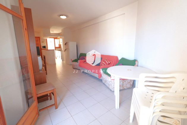 Segunda mano - Apartamento / piso -
Torrevieja - La veleta