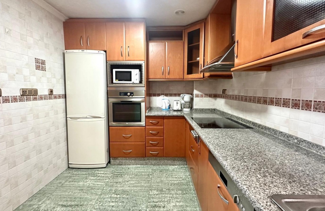 D'occasion - Attique -
Torrevieja