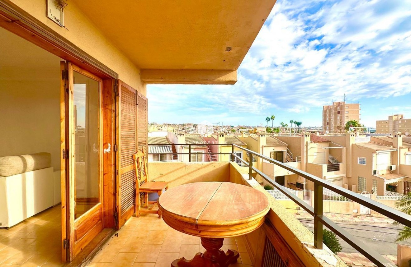 Segunda mano - Apartamento / piso -
Torrevieja - aguas nuevas