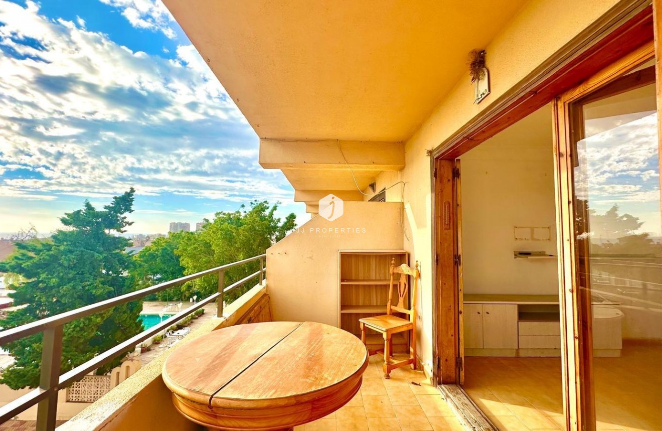 Segunda mano - Apartamento / piso -
Torrevieja - aguas nuevas