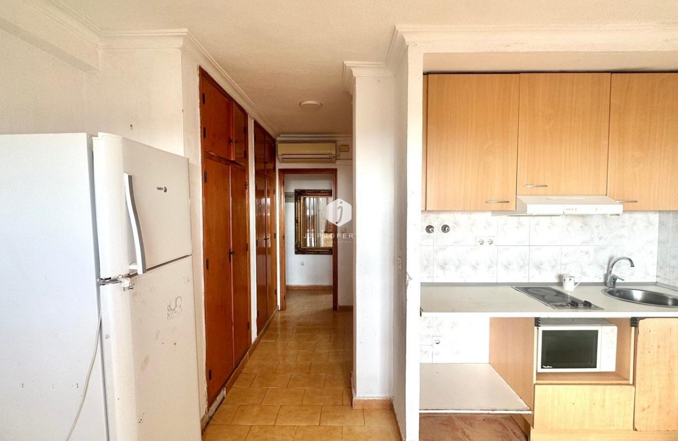 Segunda mano - Apartamento / piso -
Torrevieja - aguas nuevas