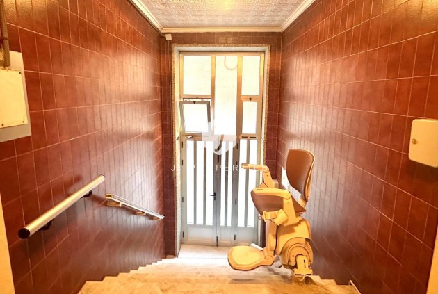 D'occasion - Appartement -
Torrevieja - Playa del Cura