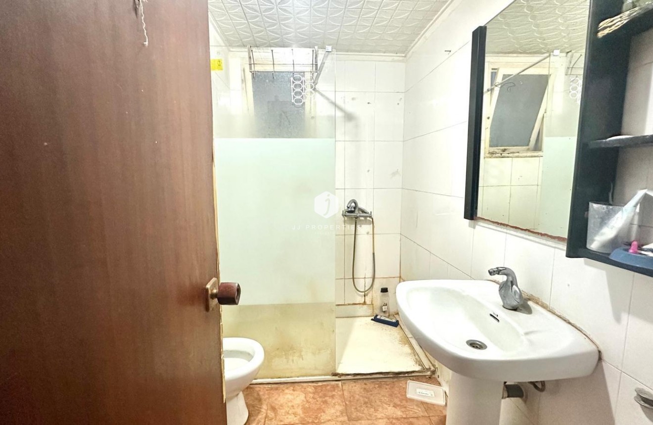 D'occasion - Appartement -
Torrevieja - Playa del Cura