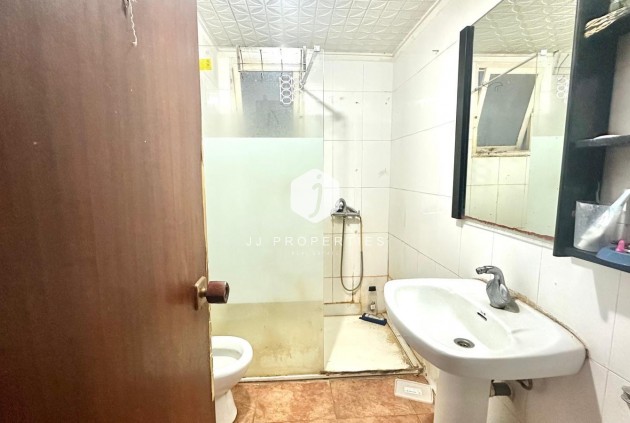 D'occasion - Appartement -
Torrevieja - Playa del Cura