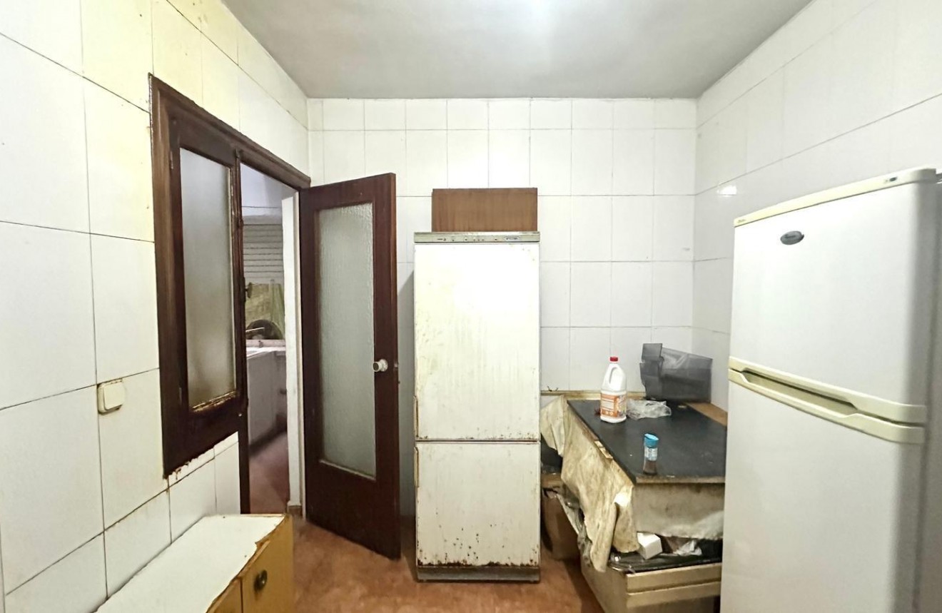 D'occasion - Appartement -
Torrevieja - Playa del Cura