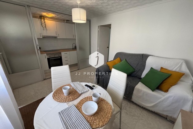 Segunda mano - Bungalow -
Torrevieja - La Siesta - El Salado - Torreta