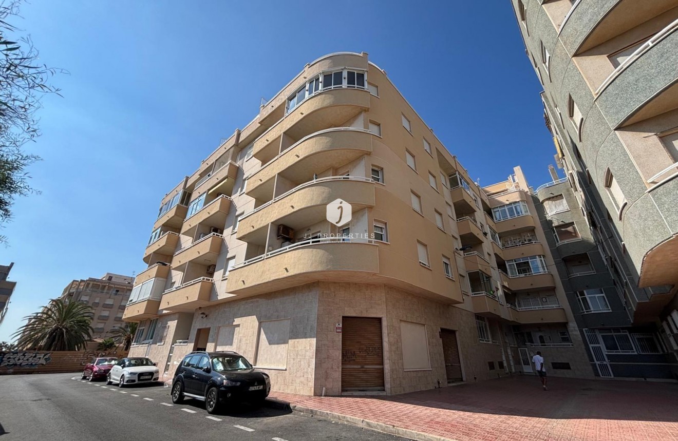 Segunda mano - Apartamento / piso -
Torrevieja - Playa del Cura