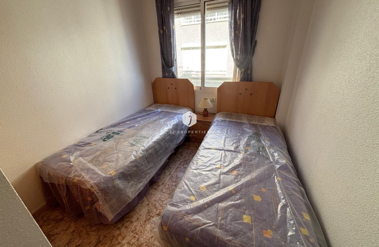 Segunda mano - Apartamento / piso -
Torrevieja - Playa del Cura