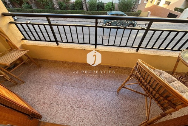 Segunda mano - Apartamento / piso -
Torrevieja - Los Frutales