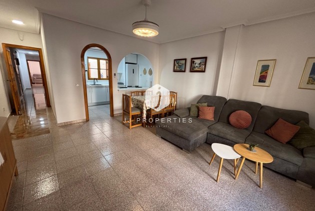 Segunda mano - Apartamento / piso -
Torrevieja - Los Frutales