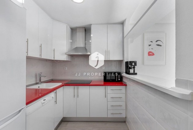 Z drugiej ręki - Mieszkanie w bloku -
Torrevieja - Costa Blanca