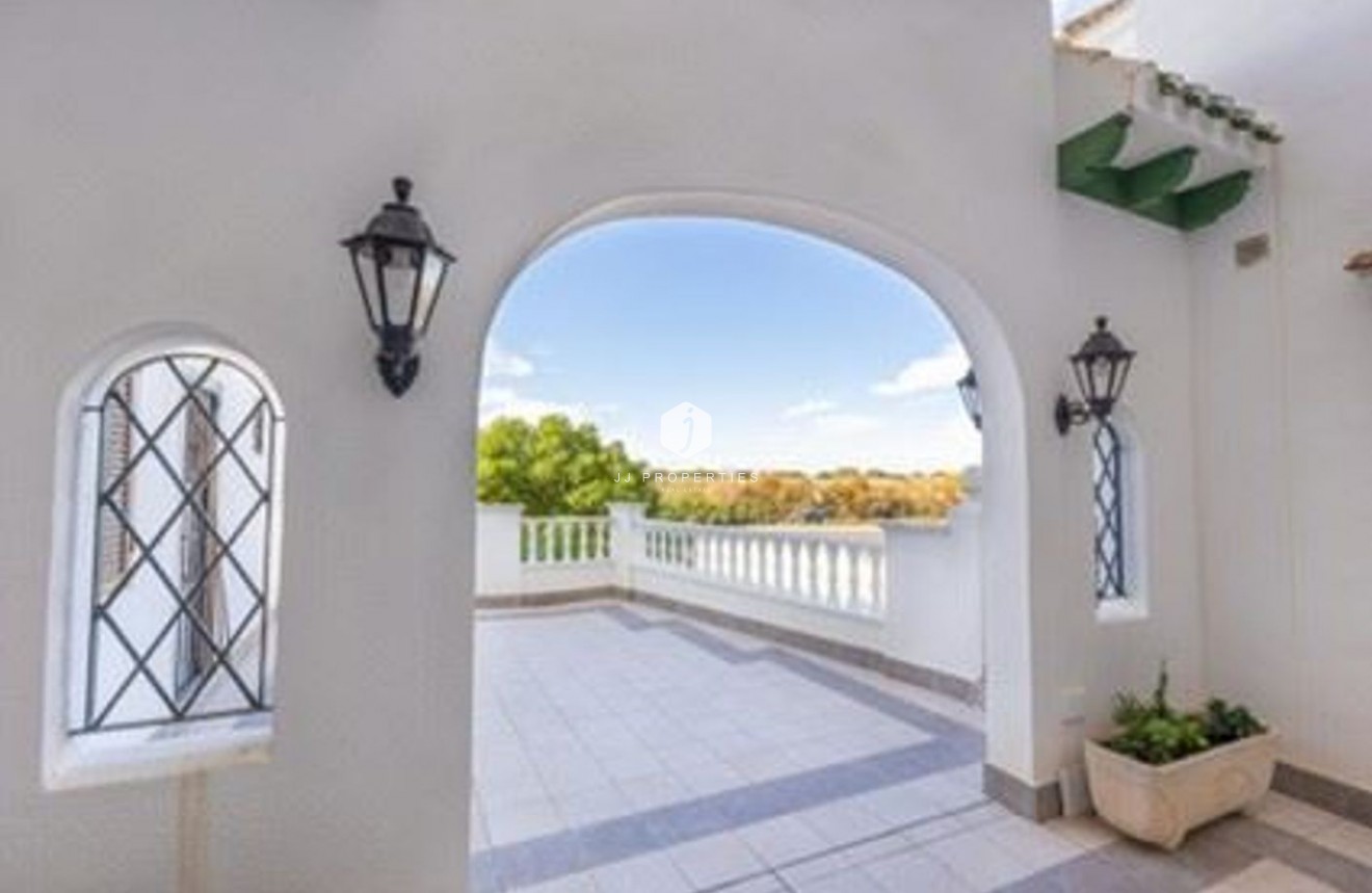 Z drugiej ręki - Mieszkanie w bloku -
Torrevieja - Costa Blanca