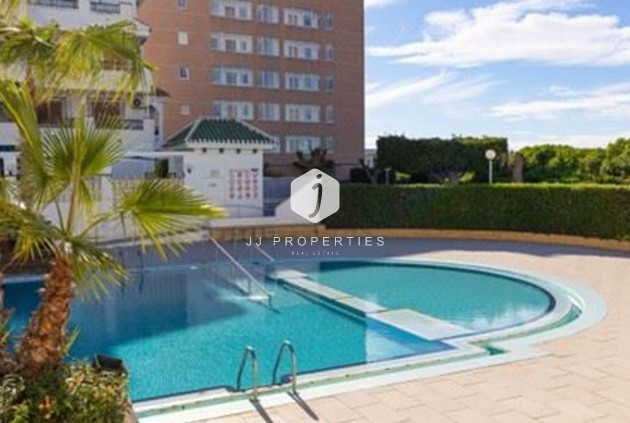Z drugiej ręki - Mieszkanie w bloku -
Torrevieja - Costa Blanca