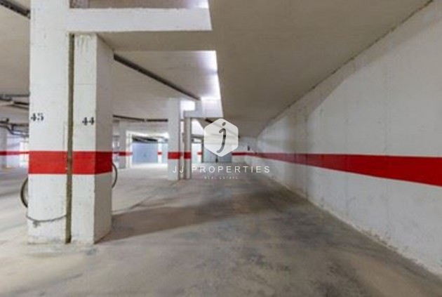 Z drugiej ręki - Mieszkanie w bloku -
Torrevieja - Costa Blanca