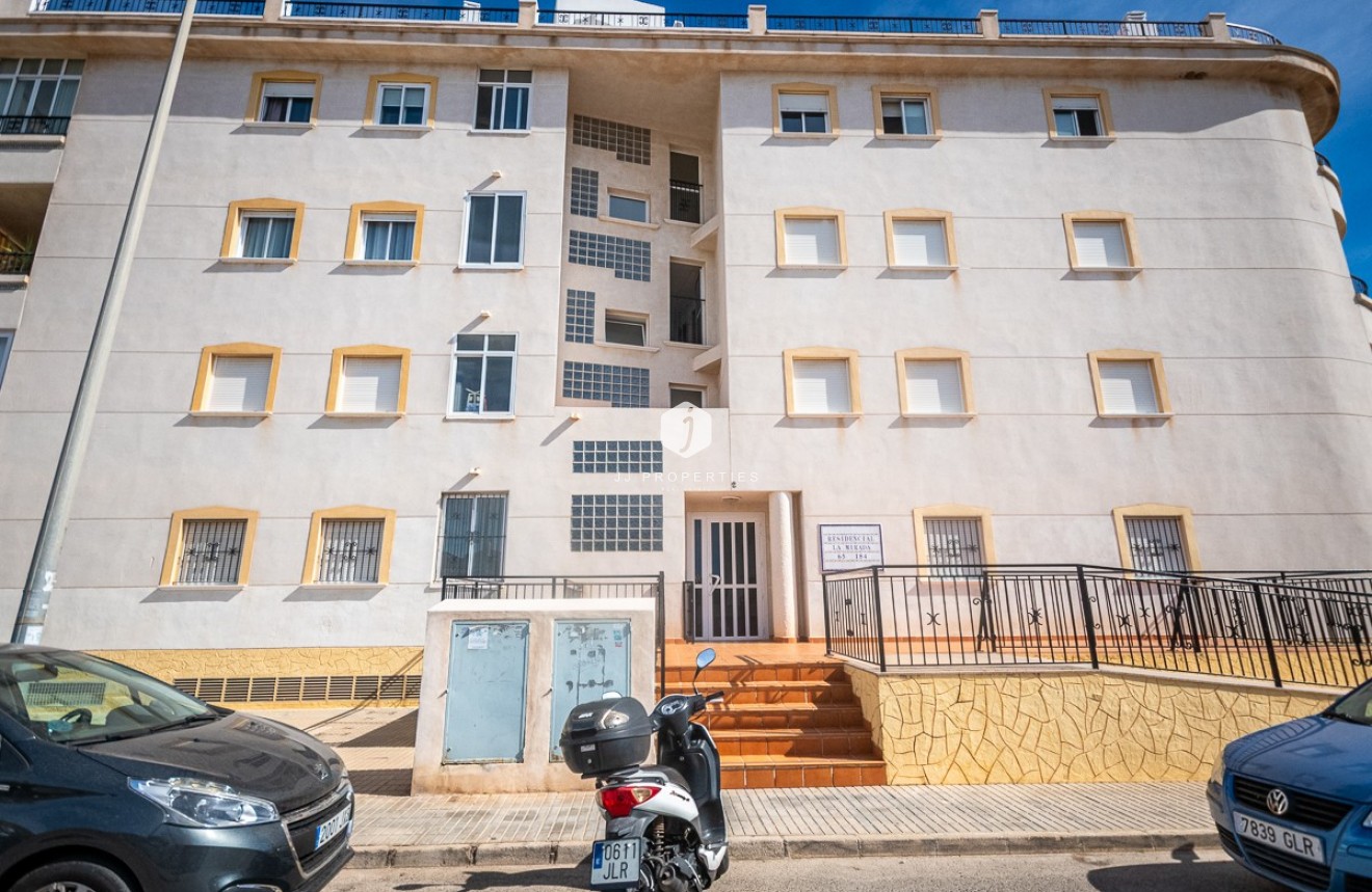 Segunda mano - Apartamento / piso -
Orihuela Costa - Costa Blanca