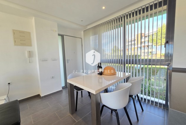 Z drugiej ręki - Mieszkanie w bloku -
Orihuela Costa - Costa Blanca