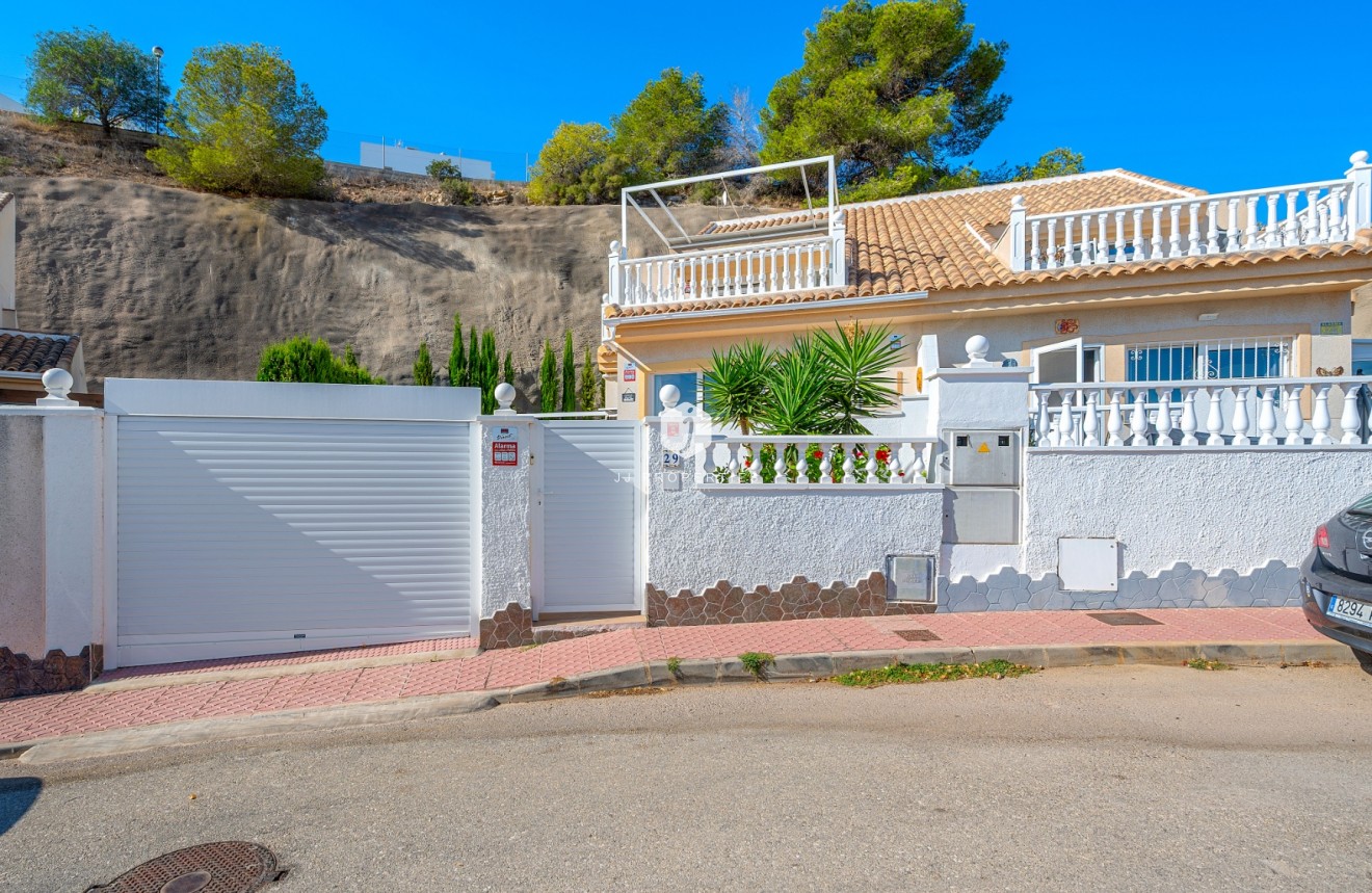 Segunda mano - Chalet -
Ciudad Quesada - Costa Blanca