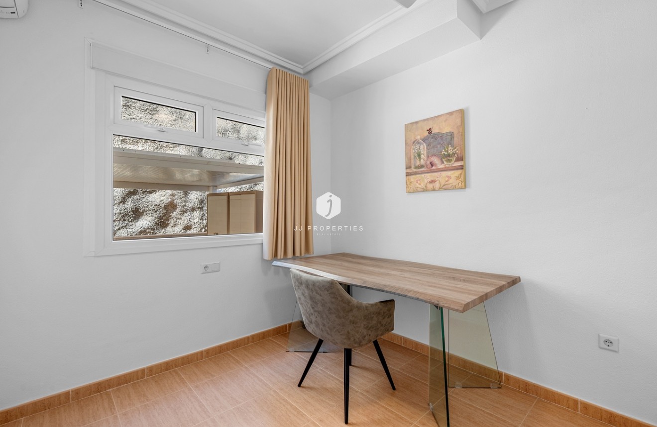 Segunda mano - Chalet -
Ciudad Quesada - Costa Blanca