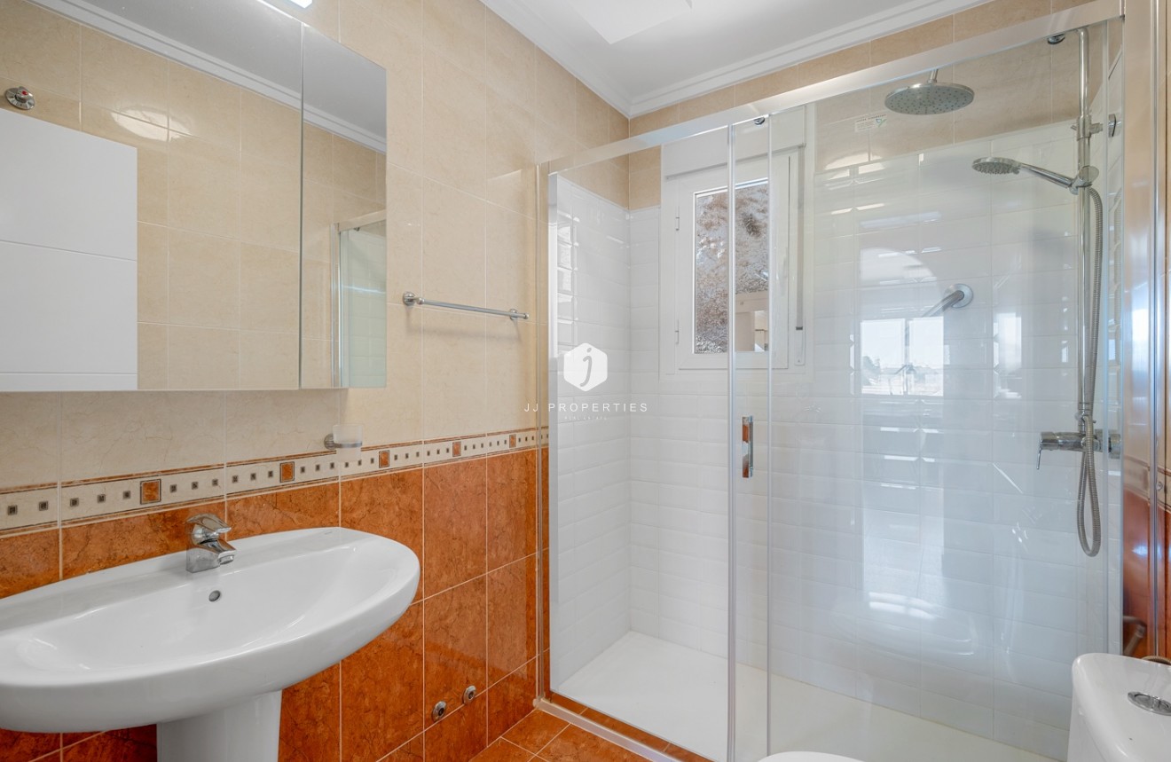 Segunda mano - Chalet -
Ciudad Quesada - Costa Blanca