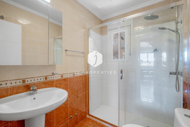 Segunda mano - Chalet -
Ciudad Quesada - Costa Blanca