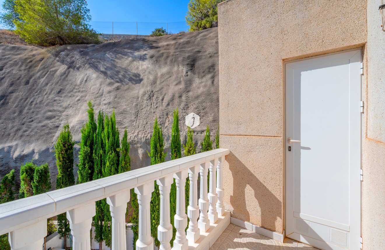 Segunda mano - Chalet -
Ciudad Quesada - Costa Blanca