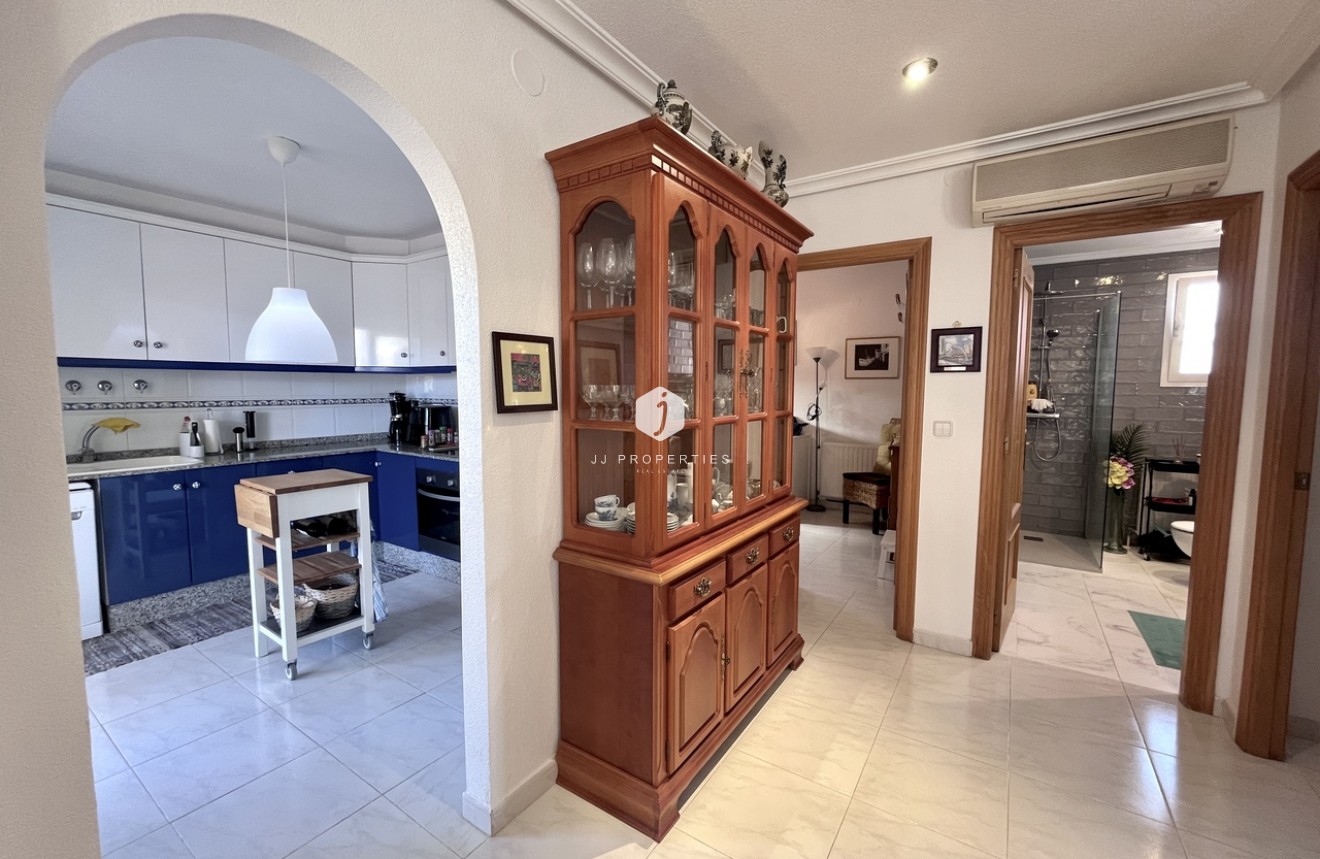 Segunda mano - Villa -
La Zenia - Costa Blanca