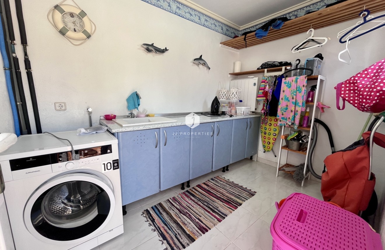 Segunda mano - Villa -
La Zenia - Costa Blanca