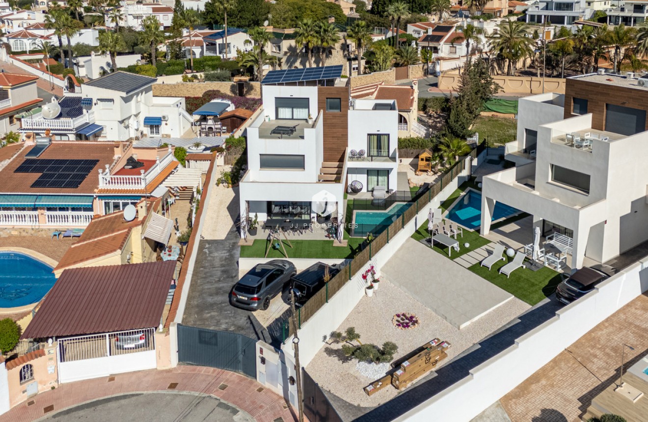 Segunda mano - Villa -
Ciudad Quesada - center