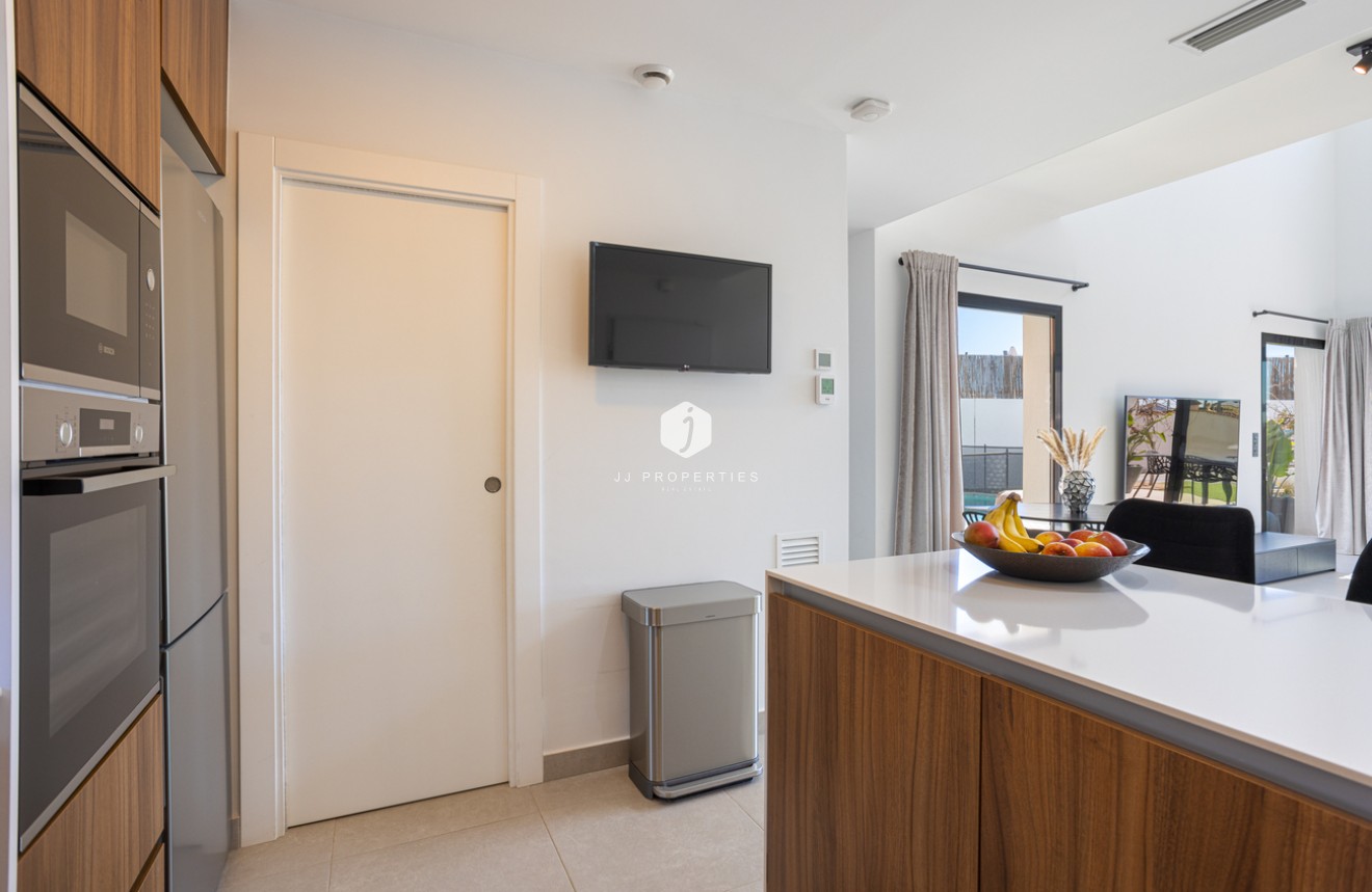 Segunda mano - Villa -
Ciudad Quesada - center