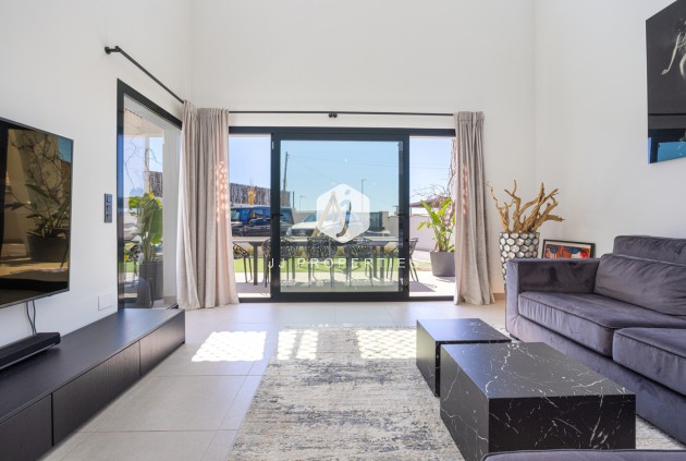 Segunda mano - Villa -
Ciudad Quesada - center