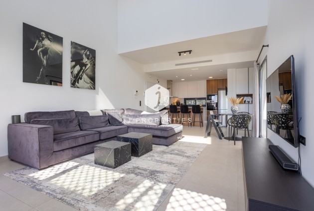 Segunda mano - Villa -
Ciudad Quesada - center