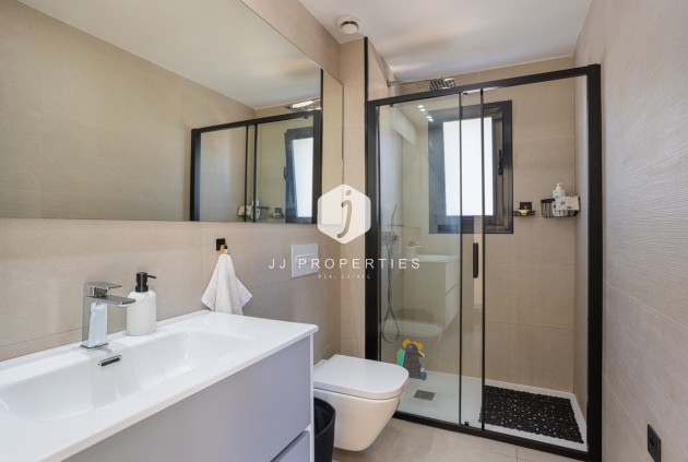 Segunda mano - Villa -
Ciudad Quesada - center