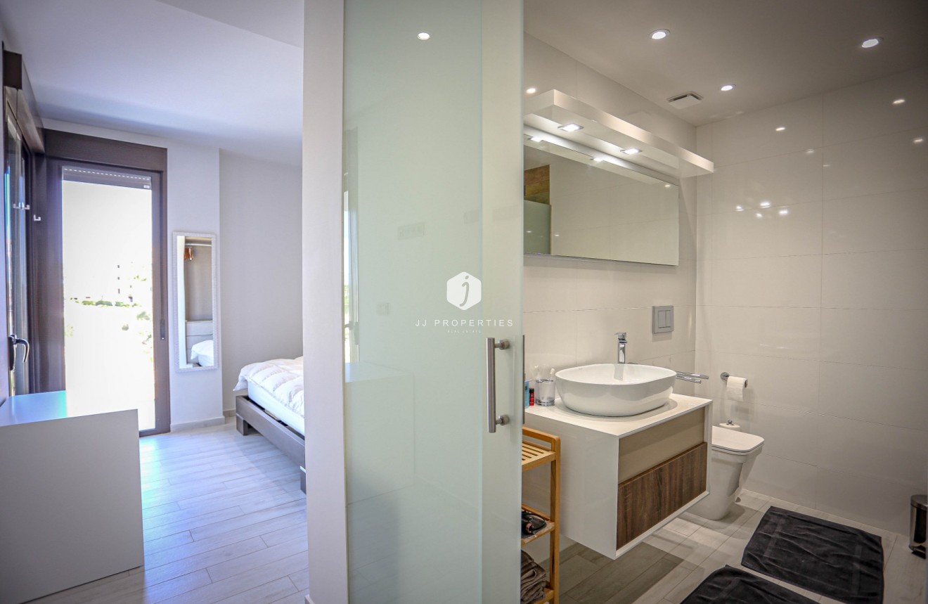 Segunda mano - Apartamento / piso -
Orihuela Costa - Costa Blanca