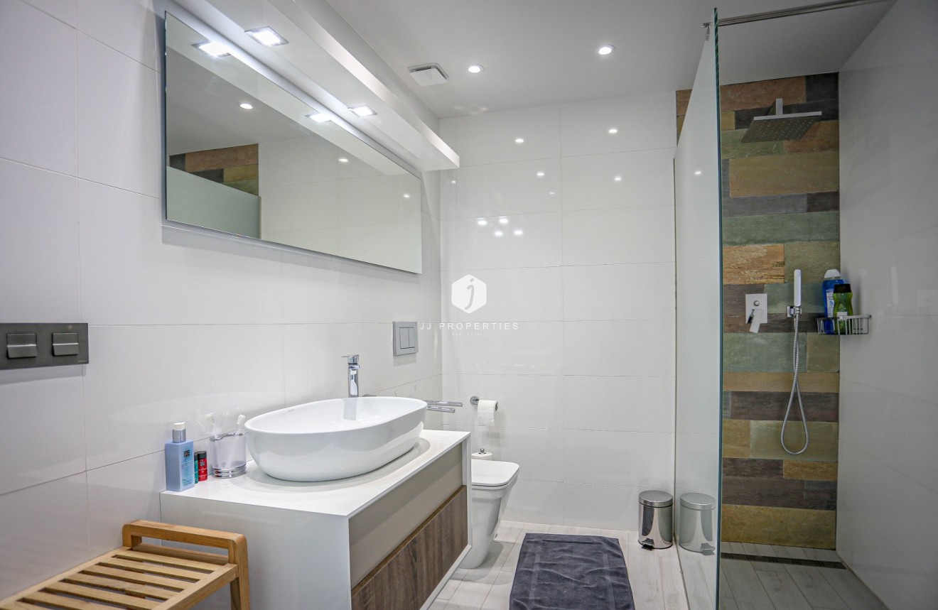 Segunda mano - Apartamento / piso -
Orihuela Costa - Costa Blanca